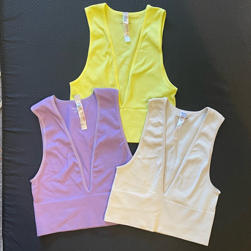 Urban Outfitters Out From Under Hailey Seamless Plunge Bra Tops